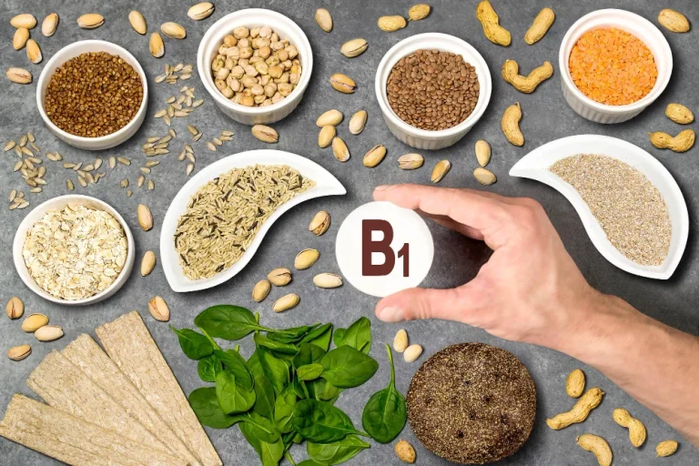 B1 vitamīns un produkti, kas satur B1 – rieksti, graudaugi, lēcas, spināti